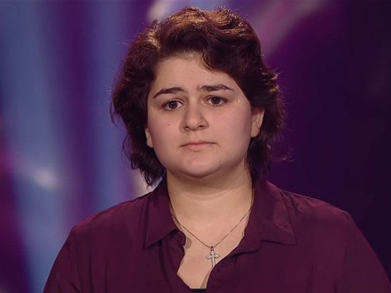 اضغط لمشاهدة الفيديو: شابة سورية تذهل لجنة التحكيم في برنامج "ذا فويس فنلندا"